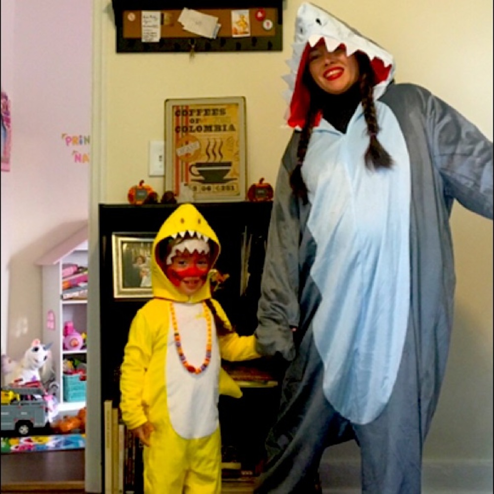Mommy/Daddy shark & Baby shark costumes